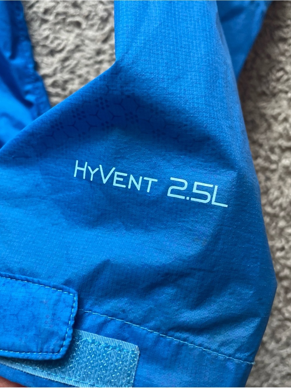 The North Face HyVent 2.5L Rain Jacket Women Medium Blue Waterproof Hooded Shell - Picture 4 of 16